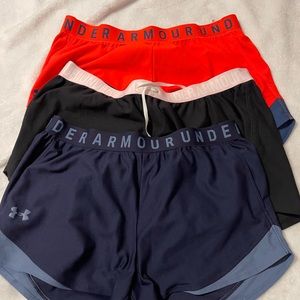 Women’s UA shorts